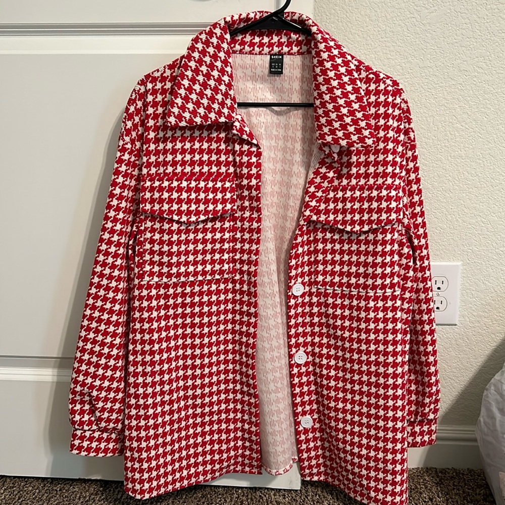 Red and white houndstooth shacket.